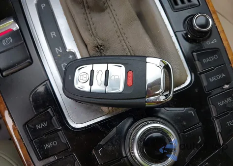 2011 Audi A4 2.0T Premium из США, поврежденный, VIN WAUFFAFL2BA103771